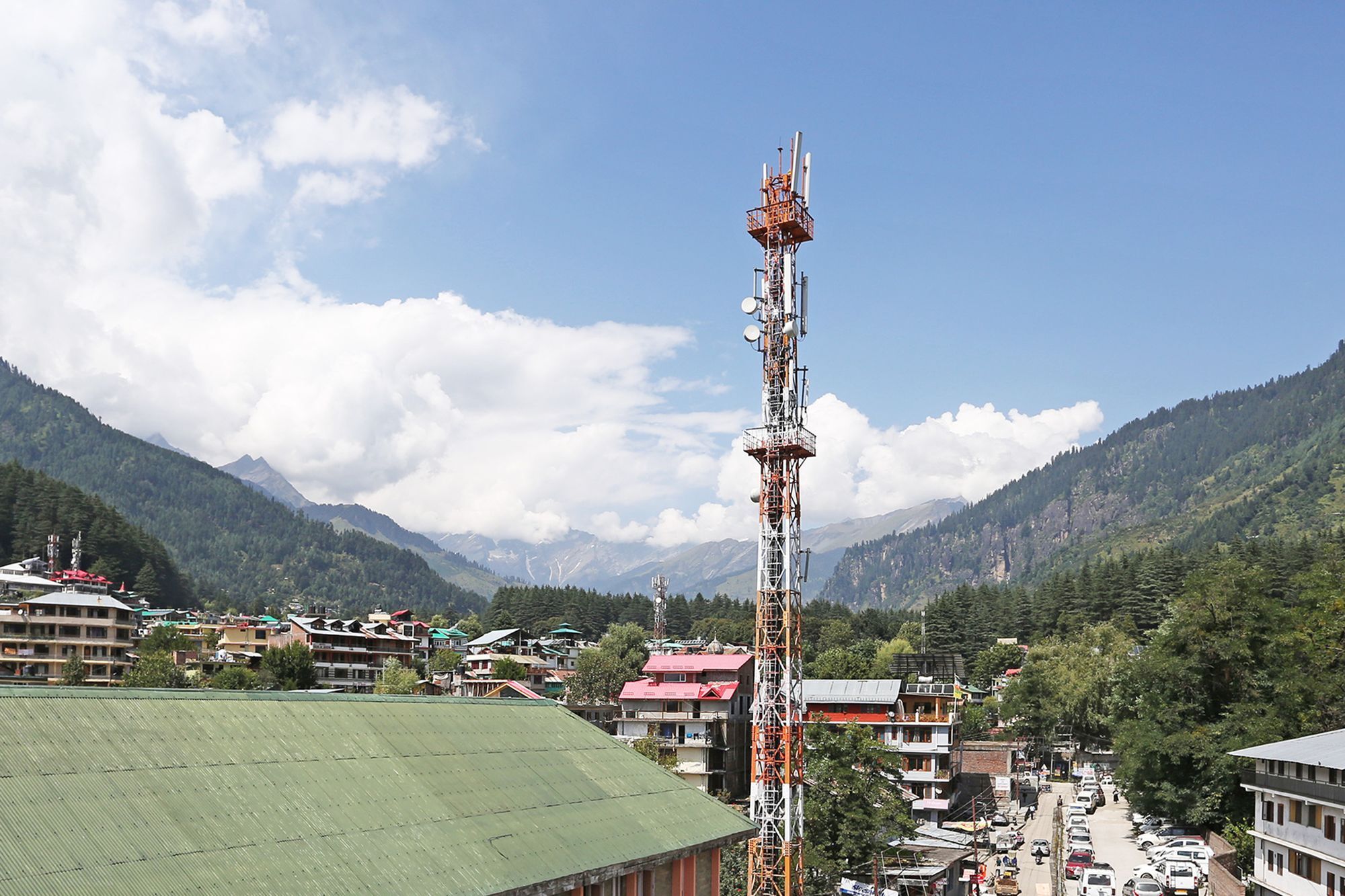 Oyo 9912 Hotel Rock Sea Manali  Bagian luar foto