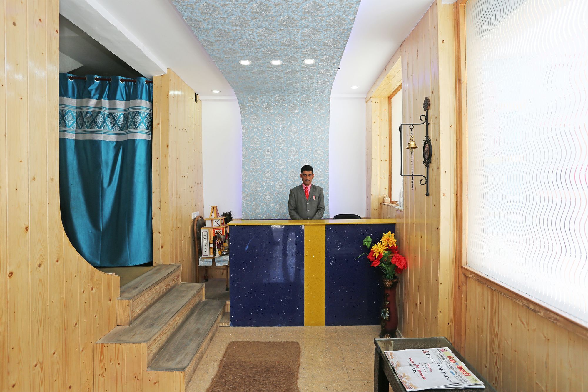 Oyo 9912 Hotel Rock Sea Manali  Bagian luar foto