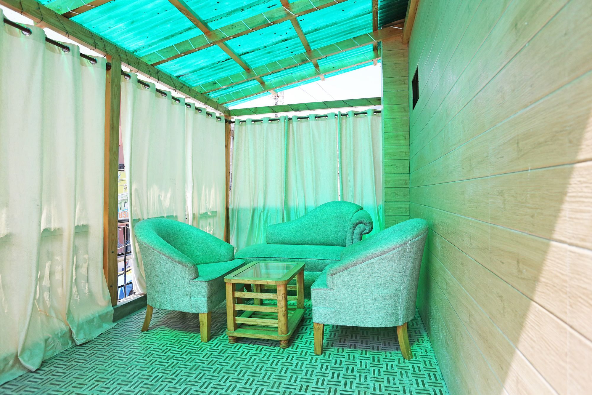 Oyo 9912 Hotel Rock Sea Manali  Bagian luar foto