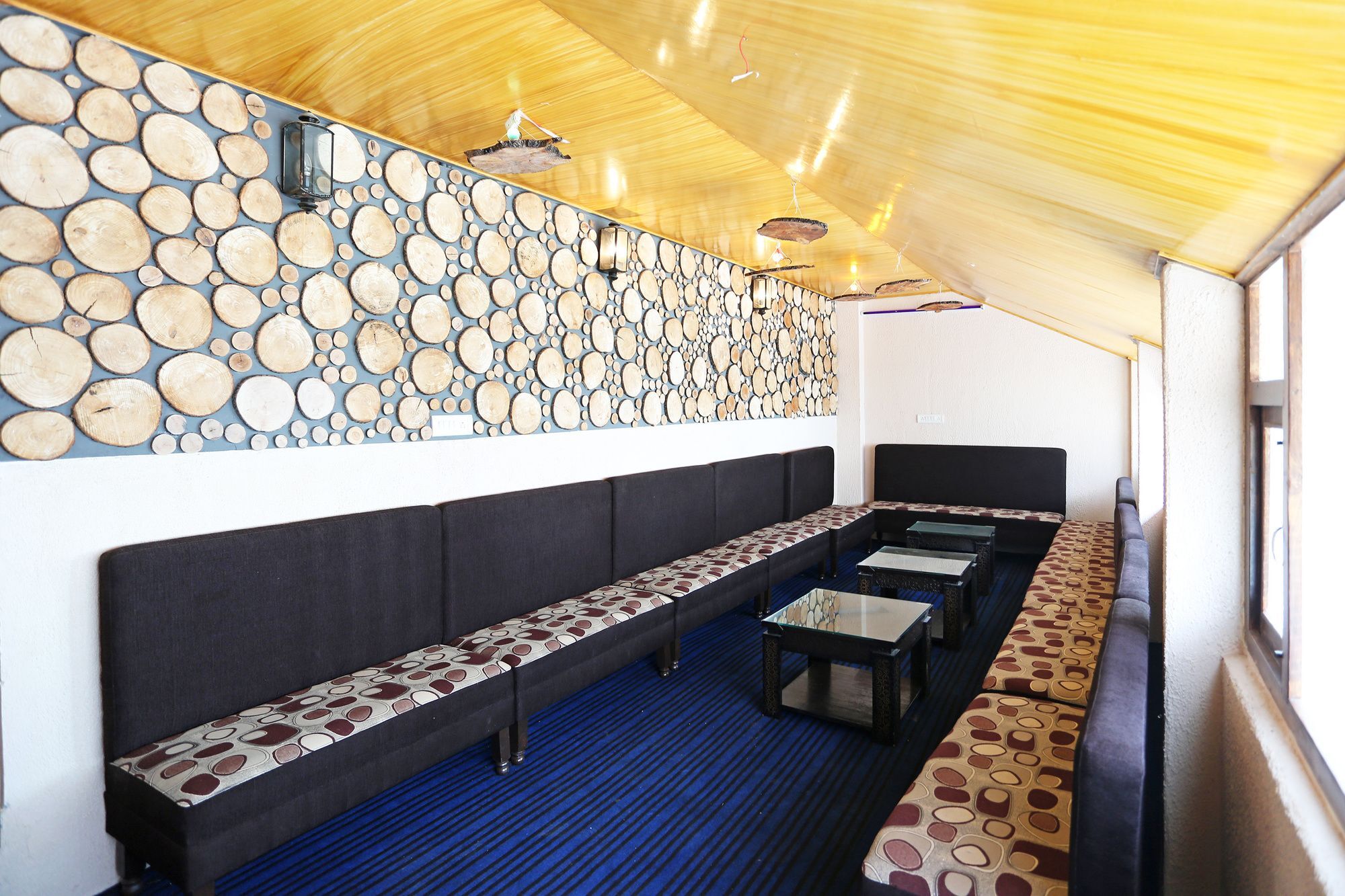 Oyo 9912 Hotel Rock Sea Manali  Bagian luar foto