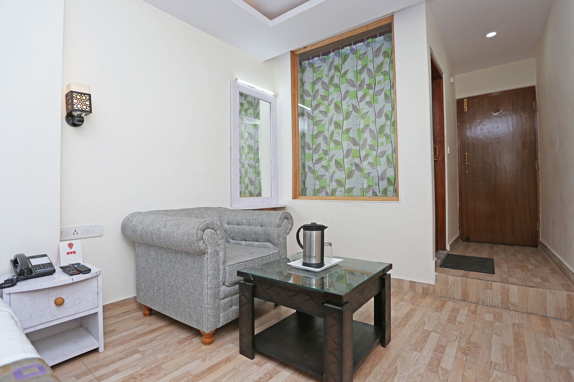 Oyo 9912 Hotel Rock Sea Manali  Bagian luar foto